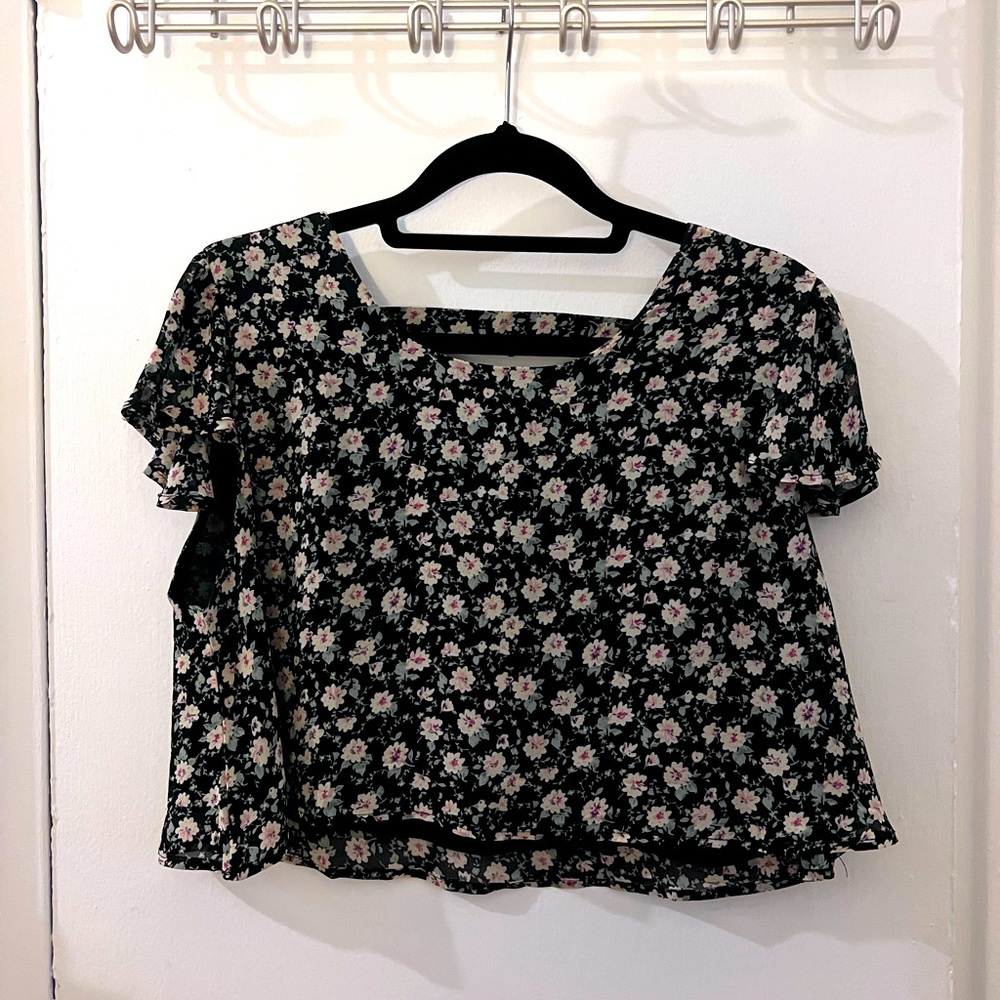 Floral cropped top with open back